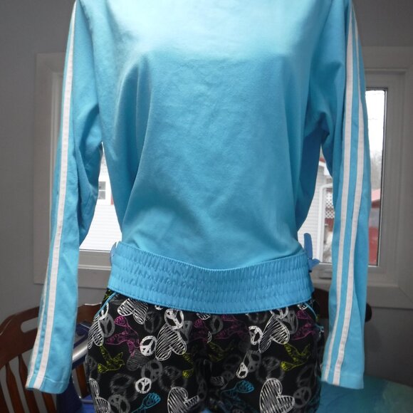 Just in time for Spring Peace & Love Running outfit size US L - Picture 2 of 8